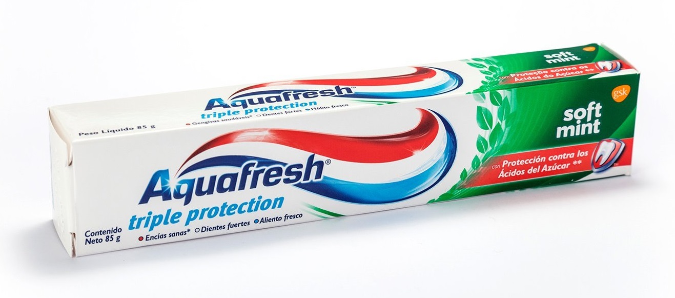 AQUAFRESH Triple Protection #soft mint 140g ยาสีฟันสูตรปกป้อง 3 ประสิทธิภาพ จากญี่ปุ่น ป้องกันโรคเหงือกอักเสบ เสริมโครงสร้างฟันและป้องกันฝันผุ ป้องกันกลิ่นปาก และช่วยให้ฟันขาวขึ้น