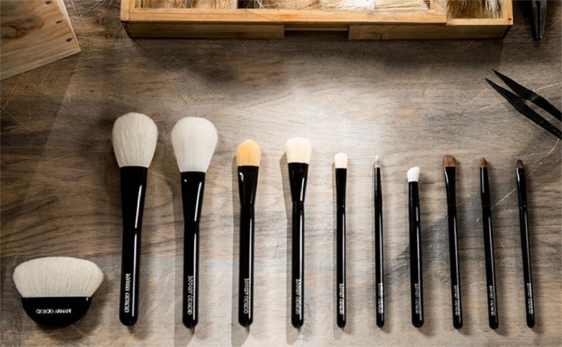 GIORGIO ARMANI Mini Foundation Brush